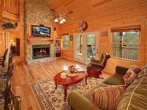 Majestic Springs Lodge Cabin McCookville Eksteriør billede